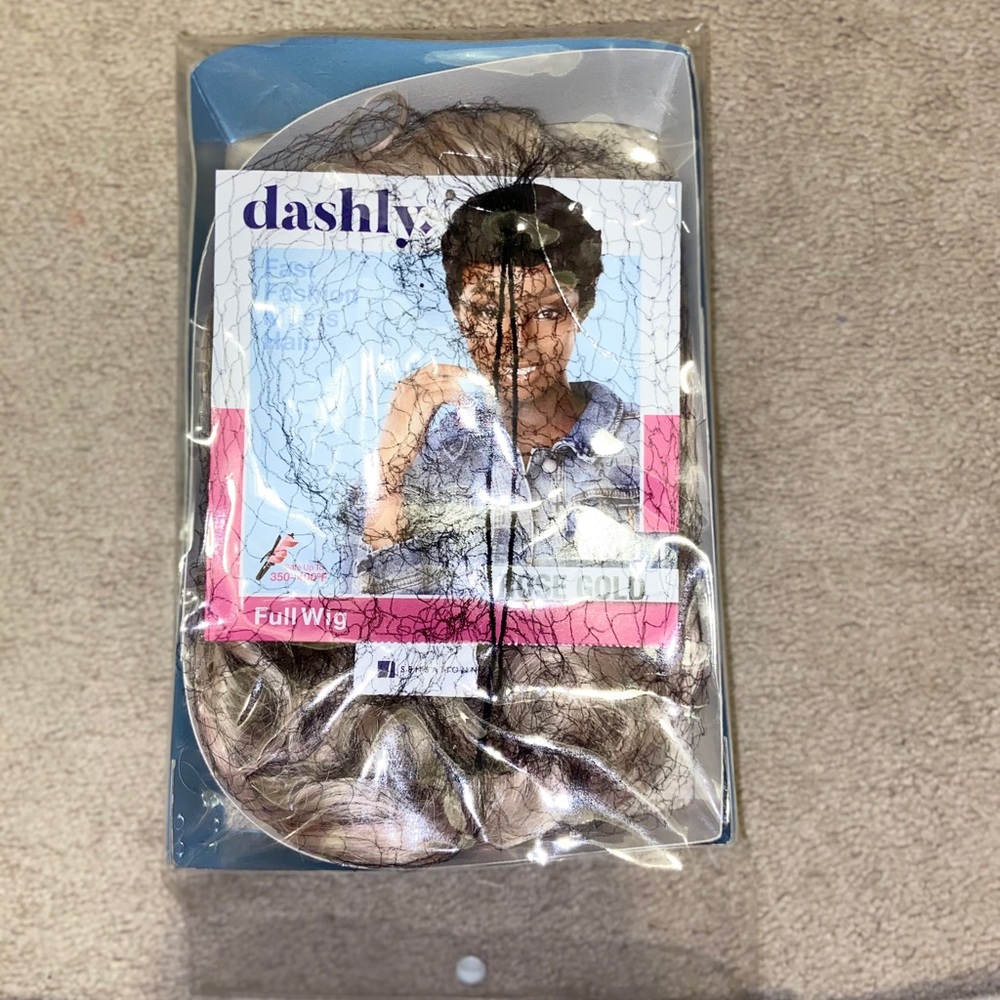 Dashly wig (brand new, also known as mommy wig )